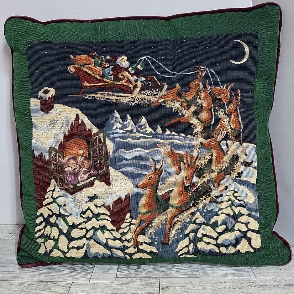 Vintage Christmas Santa With Flying Reindeer Tapestry Pillow 16”x 16"‎ Holiday